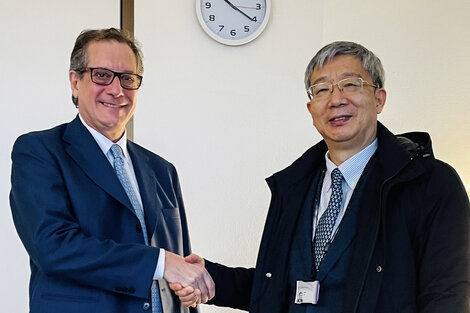 Miguel Pesce junto al gobernador del Banco de la República Popular China, Yi Gang.