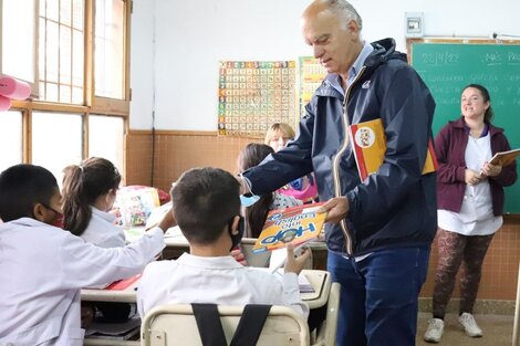 Grindetti propone que los edificios escolares pasen a los municipios