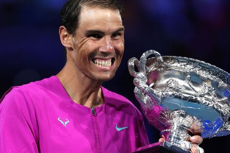 Rafael Nadal ganó el Abierto de Australia 2022. 