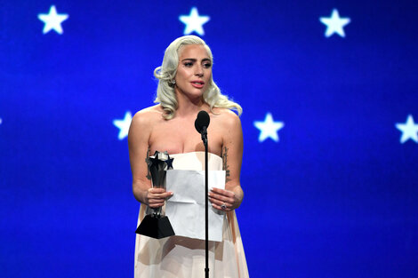 Lady Gaga, en los Critics Choice Awards de 2019. Se encuentra nominada este 2023 por "Mejor Cancion Original". (Foto: AFP).