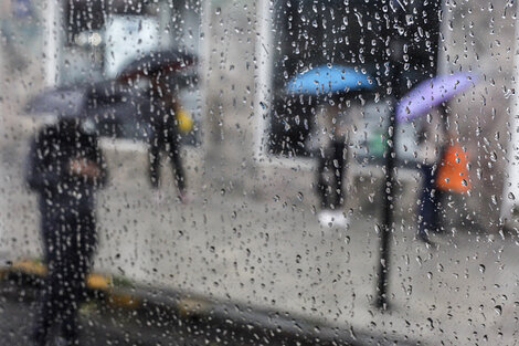 La esperada lluvia se hizo sentir en distintos puntos del país 