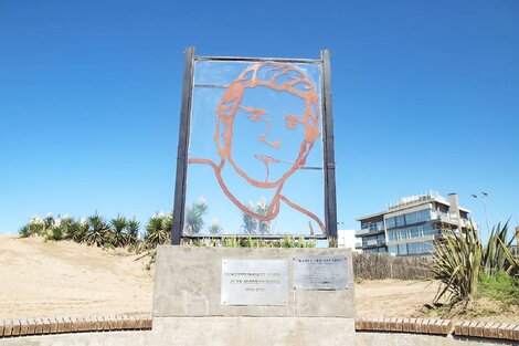 "Badía iluminado": reinauguración y puesta en valor de la obra dedicada al conductor