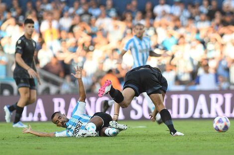 Maxi Moralez volvió a jugar en el Cilindro, algo que no hacía desde diciembre de 2008 en un empate sin goles ante Gimnasia de Jujuy