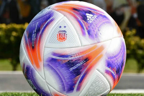 Gotán Argentum de Adidas, la pelota oficial de la Liga Profesional 2023.  (Fuente: Adidas)