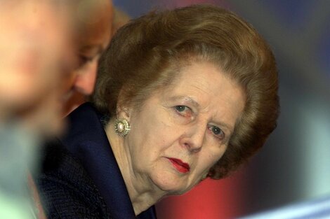 Margaret Tatcher quedó al frente del conservadurismo británico el 11 de febrero de 1975.