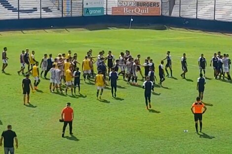 Quilmes y Chacarita terminaron un amistoso a las piñas