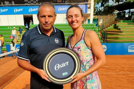 Podoroska celebró en Cali la Copa Oster, su primer título WTA