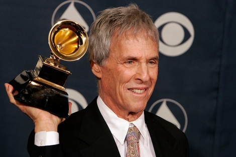 Murió Burt Bacharach, legendario cantante y compositor de baladas estadounidense