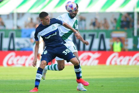 Gimnasia aguantó con uno menos y se llevó un puntito de Banfield