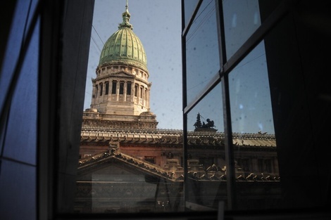 Ley de moratoria previsional: convocan a un abrazo al Congreso para visibilizar el bloqueo de la oposición