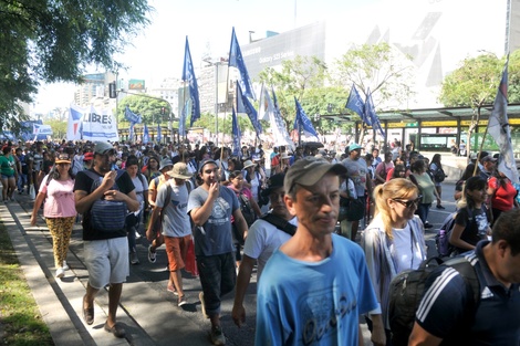 La Unidad Piquetera acampa frente al Ministerio de Desarrollo Social