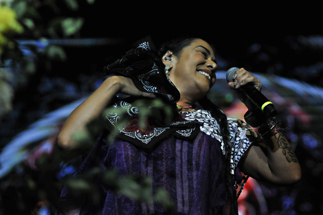 Lila Downs en el Coliseo: el arte de mejorar la vida