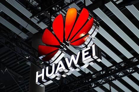 La Aduana le reclama a Huawei