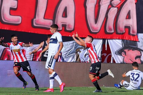 Liga Profesional: Barracas venció a Gimnasia con el VAR como vedette