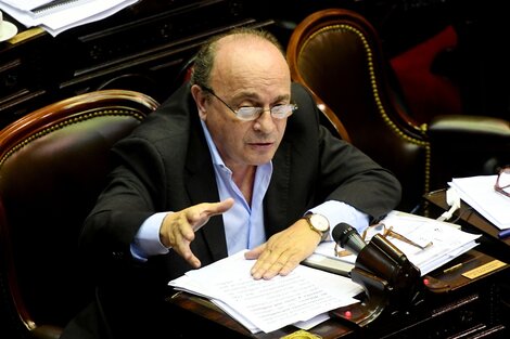 Leopoldo Moreau: "¿De dónde salió que los fiscales no deben ir al Congreso?"