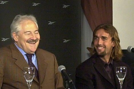 Aloisio junto a Gabriel Batistuta, uno de sus representados más famosos.