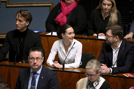 El Parlamento de Finlandia aprobó por adelantado el ingreso a la OTAN