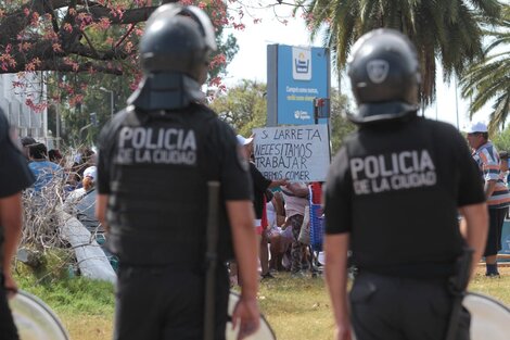 Los manteros volvieron a reclamar un espacio para trabajar y le llevaron a Larreta tres opciones