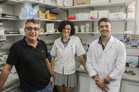 Daniel Alonso, Valeria Segatori y Juan Garona, integrantes del COMTra.