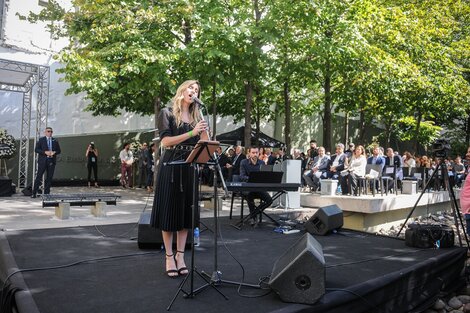 Tali Lubieniecki cantó acompañada por Daniel Cukierman en el piano. (Fuente: Guadalupe Lombardo)