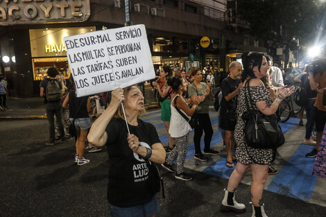 Más de 20 mil usuarios siguen sin luz en distintos barrios porteños. (Fuente: Leandro Teysseire)