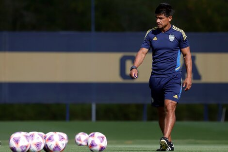 Boca: Hugo Ibarra está en medio de un tembladeral