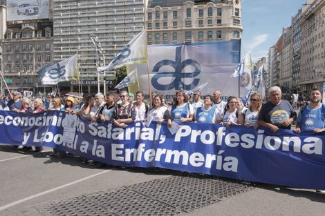 Marcha para reclamar que el GCBA acate el fallo por el reconocimiento profesional