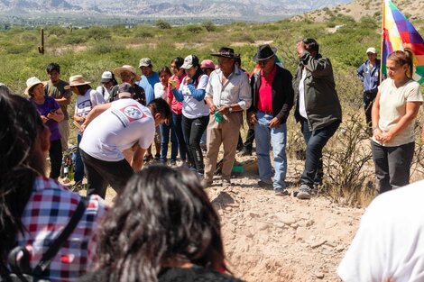 Reenterraron restos humanos de la comunidad de Cerro Pintao - Las Mojarras