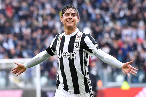 Dybala le reclama la deuda a Juventus por salarios e intereses.