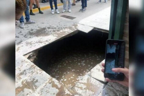 Los chicos se cayeron en los líquidos cloacales