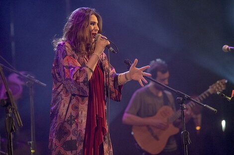 María Paula Godoy: Cancionera y Adentro