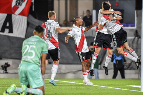 River superó a Unión y se afirma en la cima de la tabla