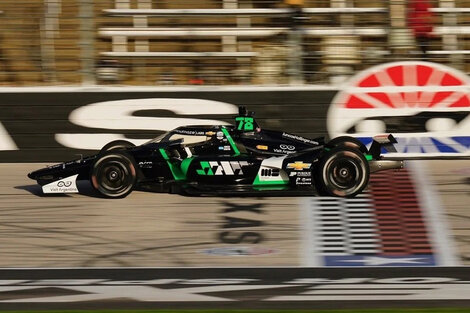 Agustín Canapino, durante su segunda carrera de IndyCar. (Fuente: @juncoshollinger)