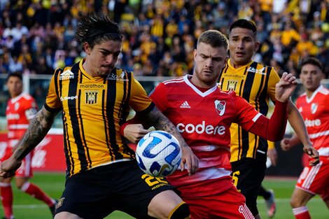 Copa Libertadores: River no la pasó bien en su debut en Bolivia