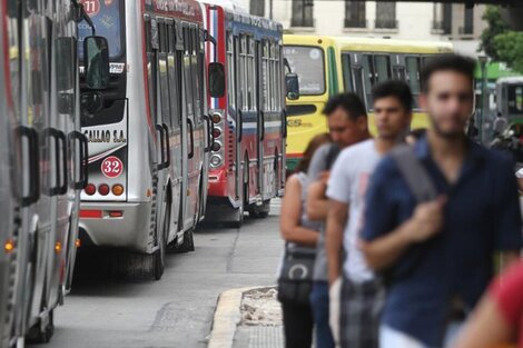 Paro de colectivos este martes 11 de abril: 5 líneas no funcionan y otras 9 redujeron la frecuencia