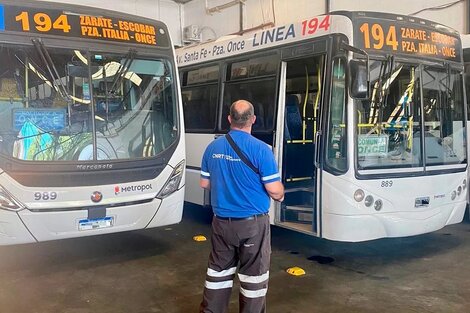 Levantaron el paro de colectivos: qué líneas vuelven a circular este viernes 14 de abril