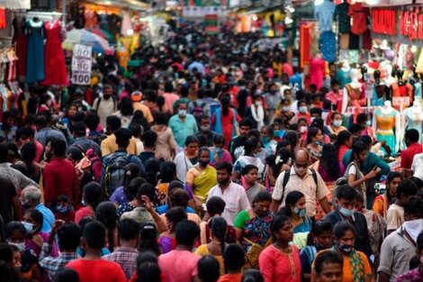 La India superó hoy a China y se convirtió en el país más poblado del mundo