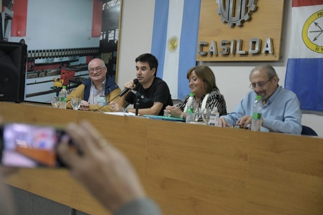 El diputado Toniolli en su charla en Casilda