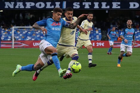 Serie A de Italia: Napoli empató y sigue cómodo en la punta