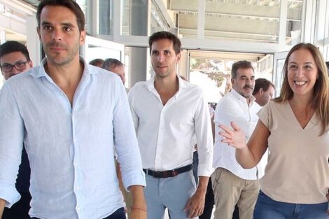 Vidal y Ritondo junto a Manuel Passaglia recorriendo el hospital privatizado antes de su inauguración. 