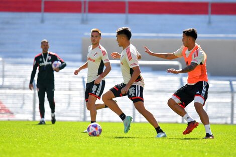 Copa Libertadores: River busca su primer éxito con Sporting Cristal