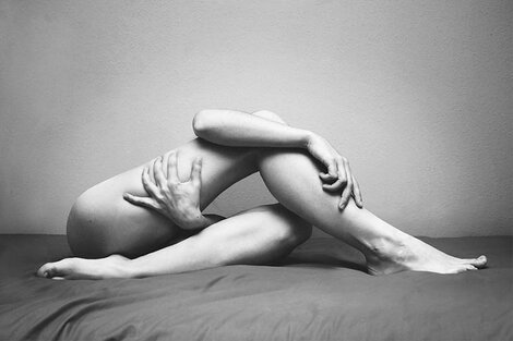 Los cuerpos reinventados de Angela Burón