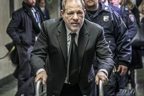 Weinstein fue sentenciado en un tribunal de Los Ángeles, donde un jurado lo declaró culpable.