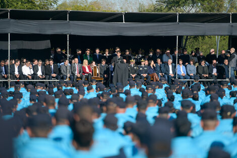 Kicillof en el acto de egreso de policías bonaerenses