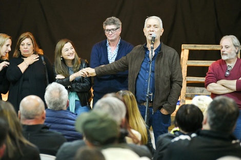 Estela Díaz y Julio Alak pidieron por la reelección de Kicillof