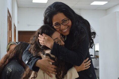 Leticia Nieva, hija biológica de Paulina Lebbos, cuenta cómo adoptó como madre a la maestra que le dio su primer abrazo 