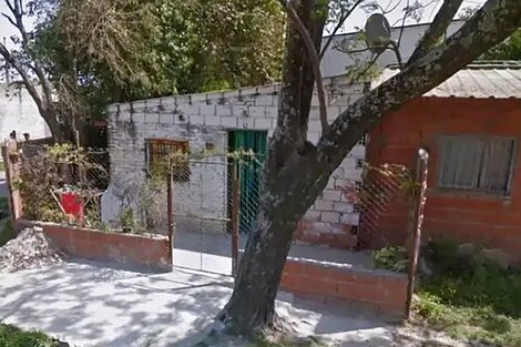 La vereda donde se encontraban los dos adolescentes al ser baleados. (Fuente: NA)