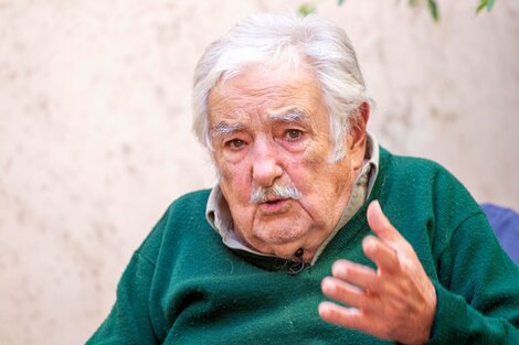 José "Pepe" Mujica: "La gente se enamora de los cantos de sirena"