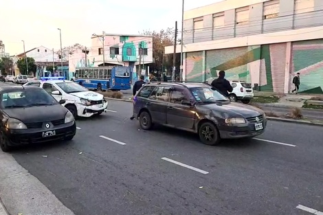 Misterio en San Martín: encontraron a un hombre sin vida en un auto