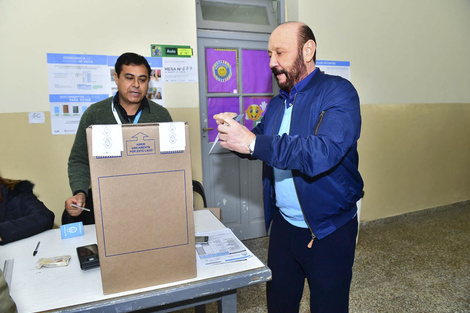 Insfrán votando en las elecciones de 2019. (Fuente: NA)